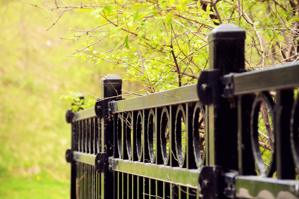 Black aluminum fence