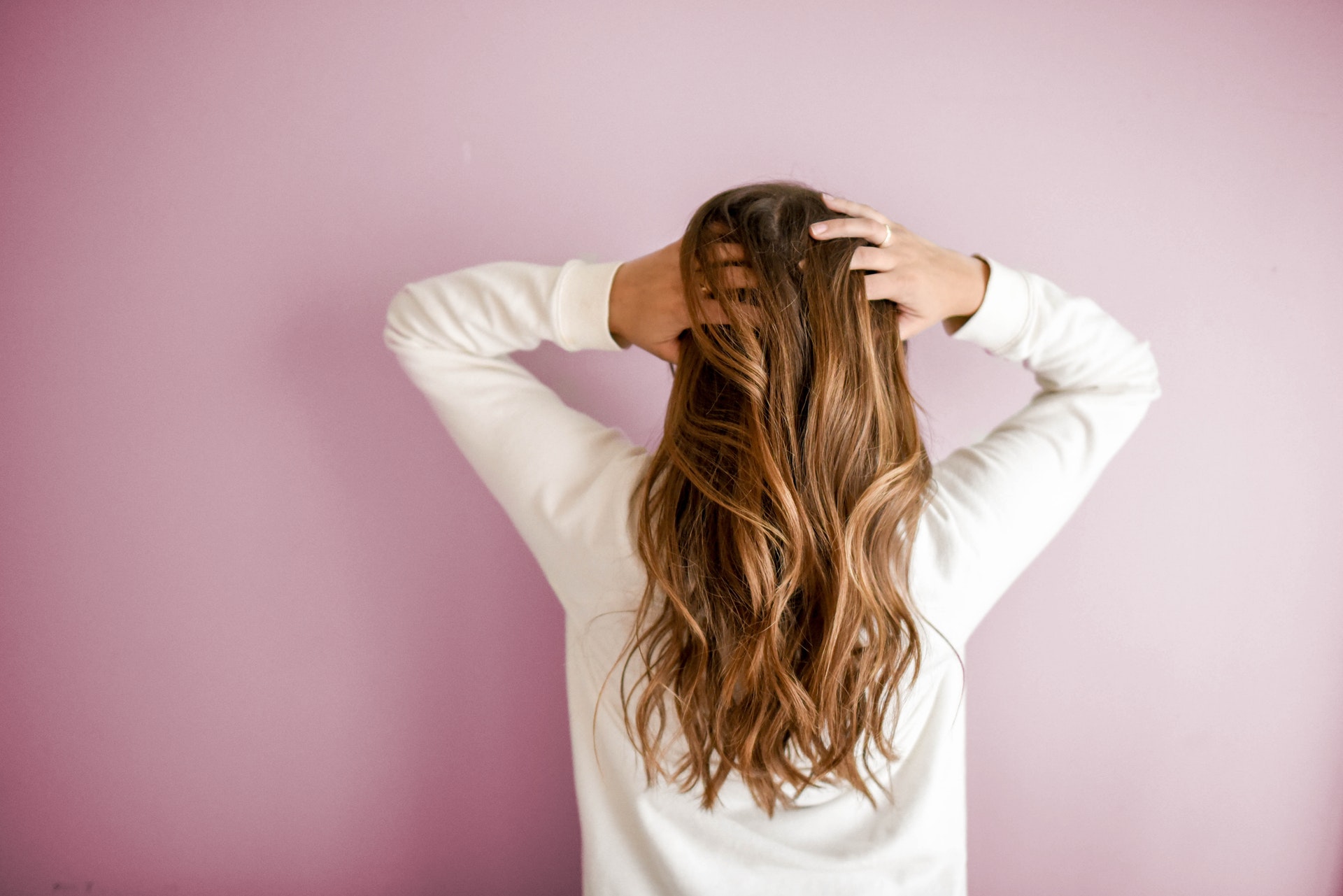 woman with healthy hair