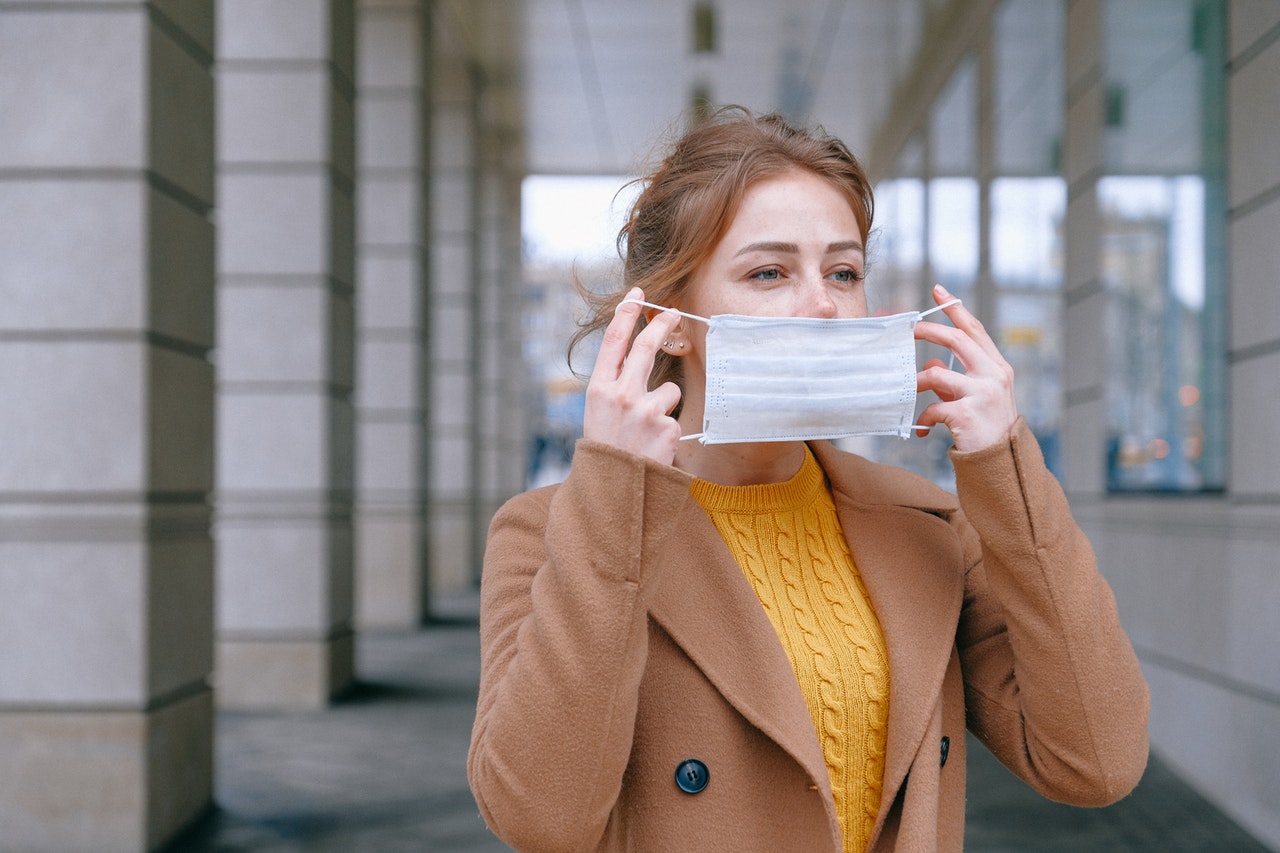 woman wearing facemask