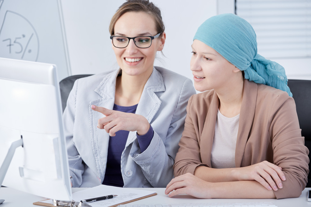 doctor & cancer patient