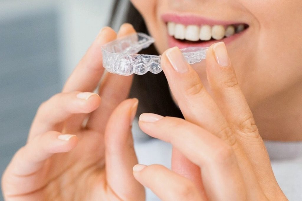 Invisible aligners